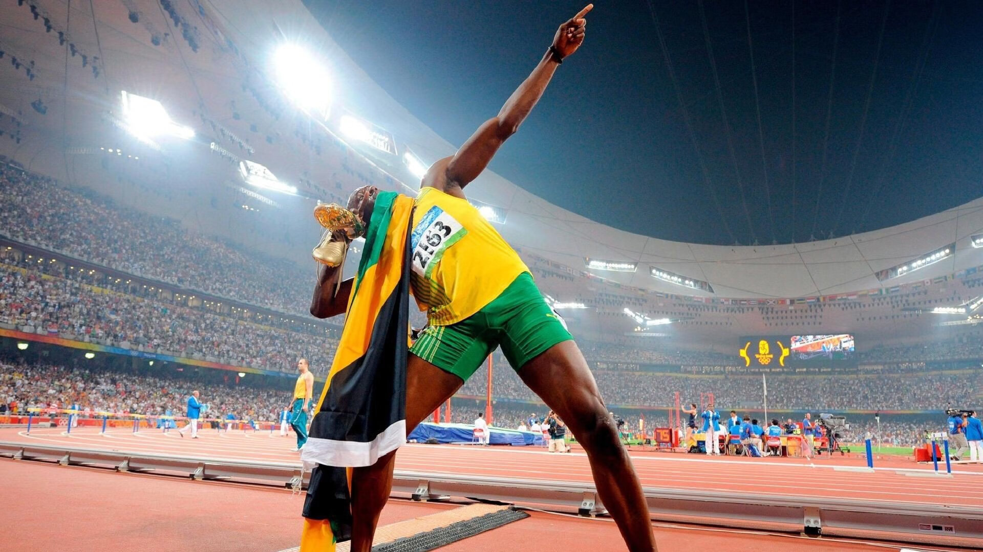 开云集团中国官网-_快船外线手感火热，战胜劲敌_，快船的内线