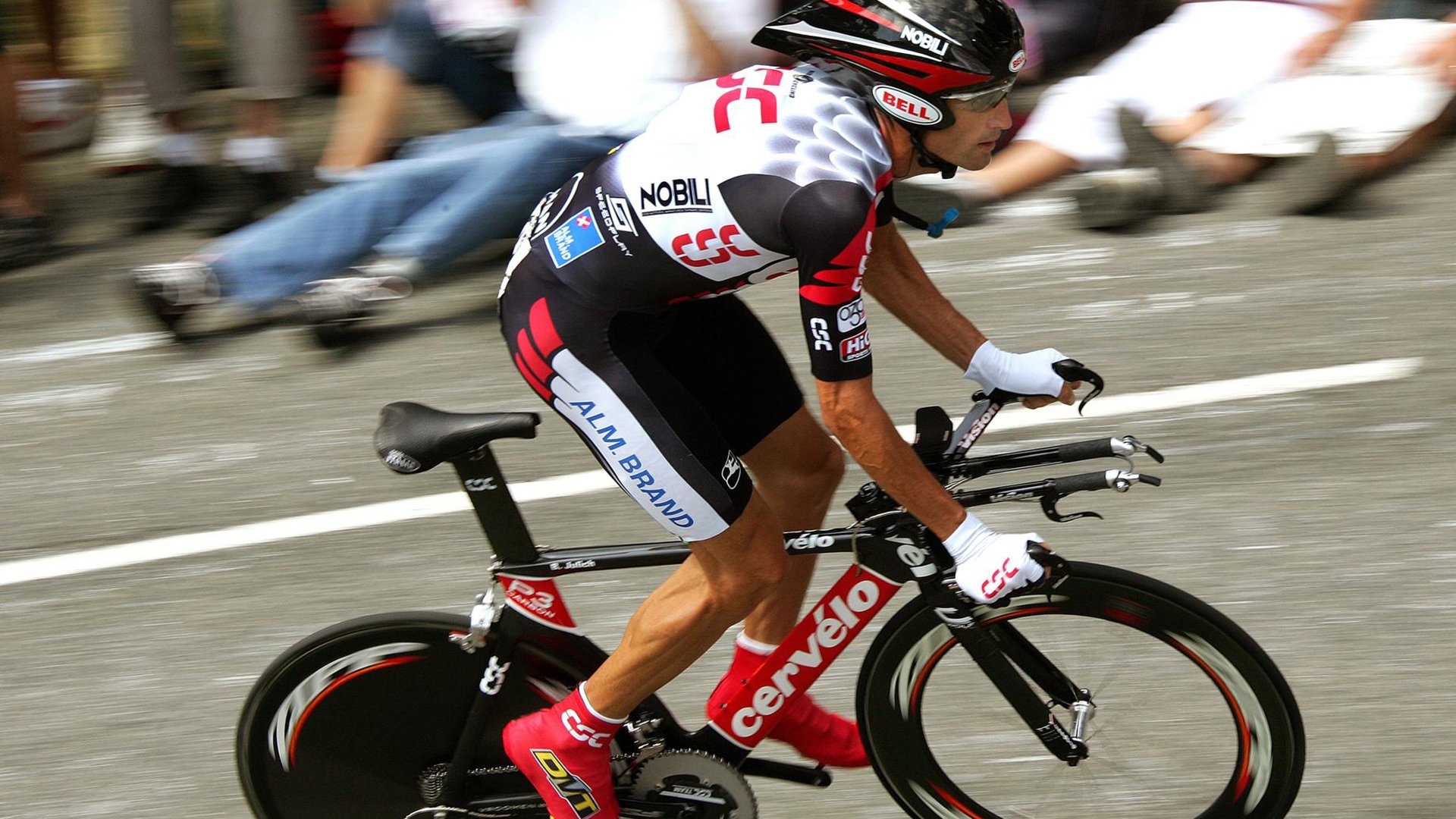 “英超最后冲刺,榜首球队全员迎战强敌”,英超最后一轮分析